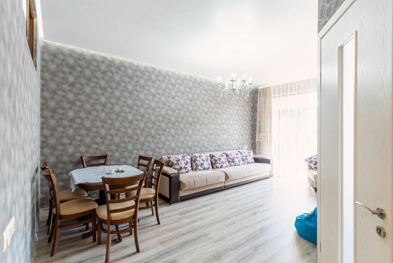 Nice Batumi Apartment Dış mekan fotoğraf